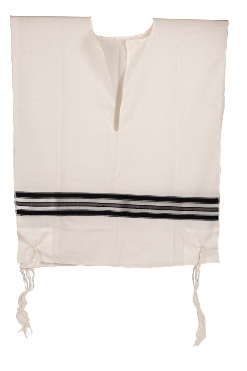 MEFOAR WOOL NO TZITZIS V Neck Two Hole Size 28